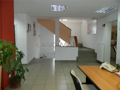 Cladire comerciala 512mp utili , parcare privata ,zona IULIUS  MALL - foto 2