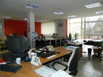 Cladire comerciala 512mp utili , parcare privata ,zona IULIUS  MALL - foto 5