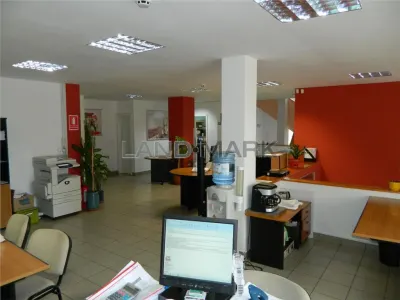 Cladire comerciala 512mp utili , parcare privata ,zona IULIUS  MALL - foto 6