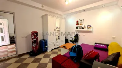 Casa pentru 2 familii, acces auto , zona Blascovici - foto 11