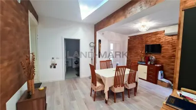 Casa pentru 2 familii, acces auto , zona Blascovici - foto 3