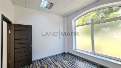 Spatiu Comercial , 262 mp utili, Zona Andrei Saguna - foto 3