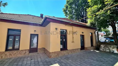 OFERTA! Casa cu 2 camere ultracentral, zona Piata Victoriei - Timisoara