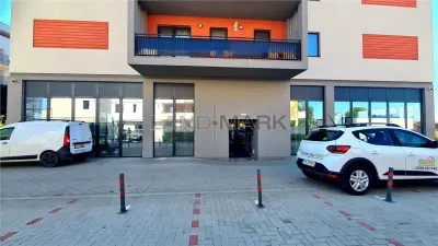 Spatiii Comercial de inchiriat , bloc nou, zona Mehala - foto 3