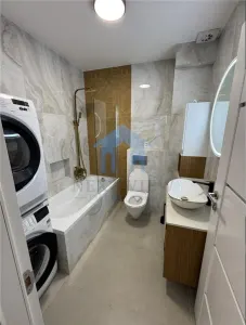 Apartament 3 camere, Europa - foto 2