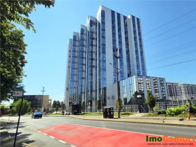 Apartament cu 2C spatios, in Copou, blocul Azimut - foto 1