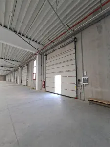 Chitila-hala din beton-3000 mp,2026, ISU,10 porti - trafo propriu - foto 15