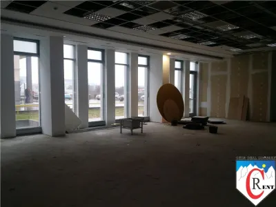 Parter 320mp vav Pipera Plaza - foto 5