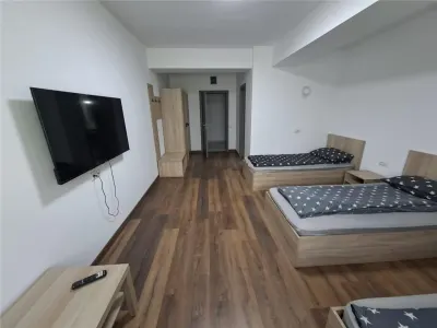 Cazare angajati-Camere 3/pers-minim 1 luna, cu utilitatile incluse. - foto 1