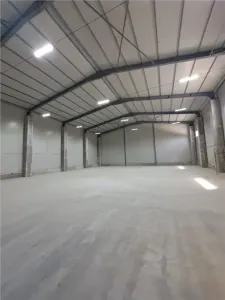 Zona Branesti - Hala 540 mp cu rampa TIR - cazare - foto 4