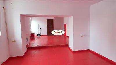 Spatiu comercial de inchiriat la Piata Cibin - foto 3