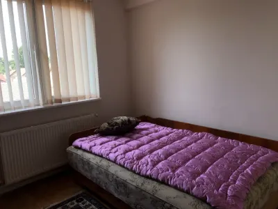 Apartament cu 3 camere de vanzare in zona Lupeni Sibiu - foto 1