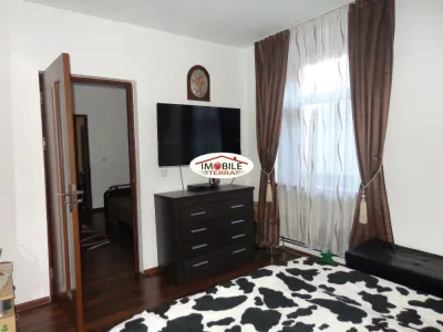 Nou! 2 Apartamente la casa de vanzare zona Piata Mare Sibiu - foto 2