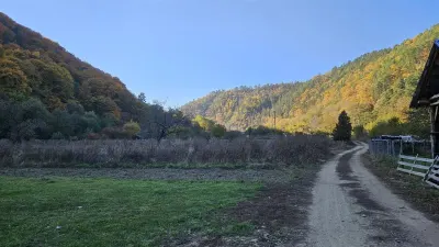 Gradina intravilan in Marginimea Sibiului sat Gales - foto 1