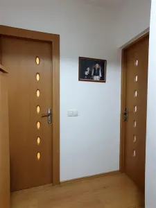 Apartament decomandat cu 3 camere mobilat/utilat in Turnisor - foto 11