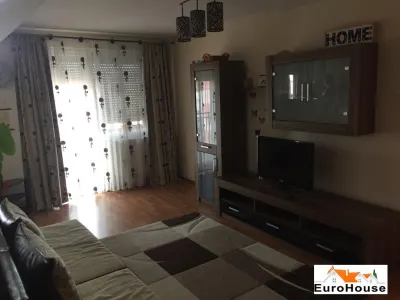 Apartament cu 4 camere de vanzare in Alba Iulia - foto 1