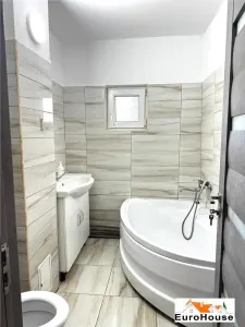 Apartament cu 3 camere de vanzare in Alba Iulia Cetate - foto 4