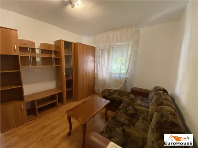 Apartament cu 3 camere de vanzare in Alba Iulia - foto 2