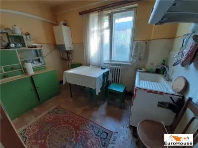 Apartament cu 3 camere de vanzare in Alba Iulia - foto 9