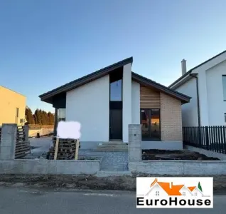 casa noua de vanzare in Alba Iulia - foto 1