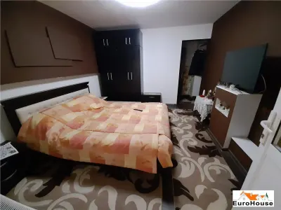 Apartament cu 4 camere de vanzare in Alba Iulia - foto 2