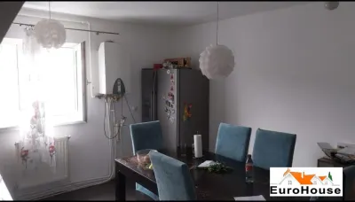 Apartament cu 3 camere de vanzare in Alba Iulia - foto 1