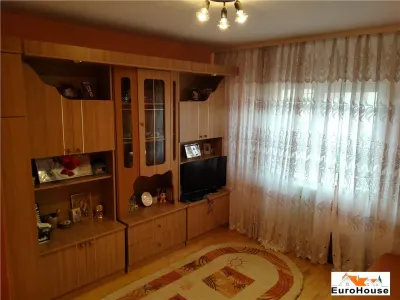 Apartament cu 3 camere de vanzare in Alba Iulia. - foto 5