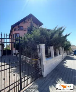 Casa tip vila de vanzare in Alba Iulia - Alba Iulia