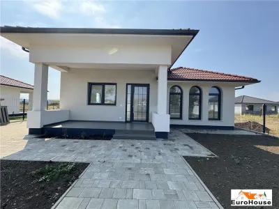 Casa pe un nivel de vanzare in Alba Iulia - foto 2