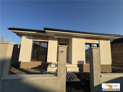Casa pe un nivel de vanzare in Alba Iulia - foto 1