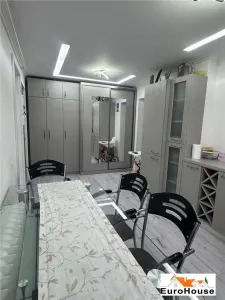 apartament cu 3 camere de vanzare in Alba Iulia - foto 3