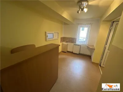 Spatiu comercial de inchiriat in Alba Iulia zona Cetate Spital - foto 1