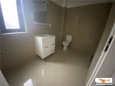 Apartament cu 3 camere de vanzare in Alba Iulia - foto 3
