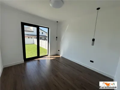 Casa noua  pe un nivel de vanzare in Alba Iulia - foto 13