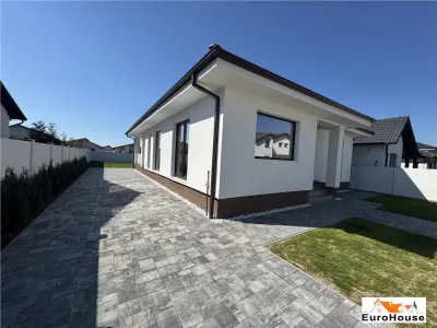 Casa noua  pe un nivel de vanzare in Alba Iulia - foto 16