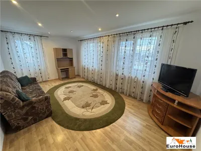 Apartament cu 3 camere la vila de vanzare in Alba Iulia - foto 2