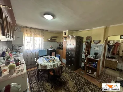 Apartament cu 3 camere de vanzare in Alba Iulia - foto 1