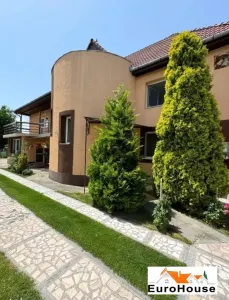 Casa superba de vanzare in Alba Iulia Centru - foto 3
