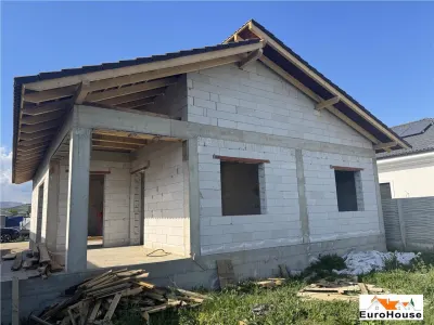 Casa de vanzare in Alba Iulia - foto 2