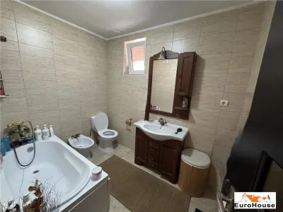 Casa in regim cuplat de vanzare in Alba Iulia - foto 14