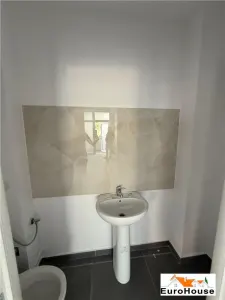 Spatiu comercial de inchiriat in Alba Iulia - foto 3