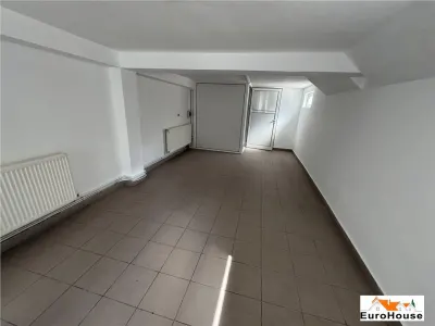 Spatiu comercial de inchiriat in Alba Iulia - foto 3