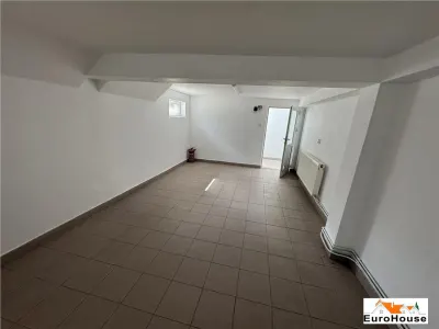 Spatiu comercial de inchiriat in Alba Iulia - foto 4