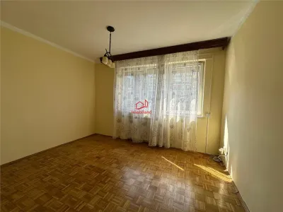 Apartament cu 3 camere, 64 MP, cu Garaj, in Piata Mihai Viteazu, - Cluj-Napoca