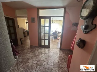 Apartament cu 4 camere de vanzare in Alba Iulia M-uri - foto 9