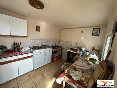 Casa de  vanzare in Alba Iullia - foto 12