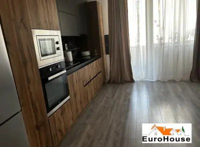 Apartament cu 3 camere de vanzare in Alba Iulia - foto 1