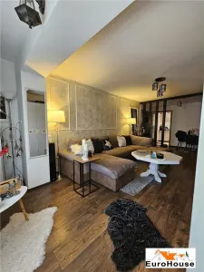 Apartament cu 3 camere de vanzare in Alba Iulia - foto 2
