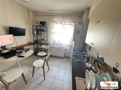 Apartament cu 3 camere de vanzare in Alba Iulia - foto 3