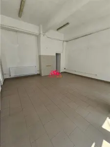De vanzare Spatiu Comercial Str. Bicaz- 151 mp - foto 1